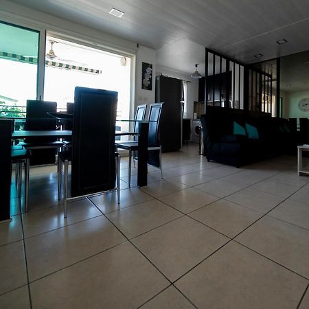 Eden Appartement, T2 49M2, 4 Pers Vue Mer, Piscine Saint-Gilles Les Bains Exterior photo