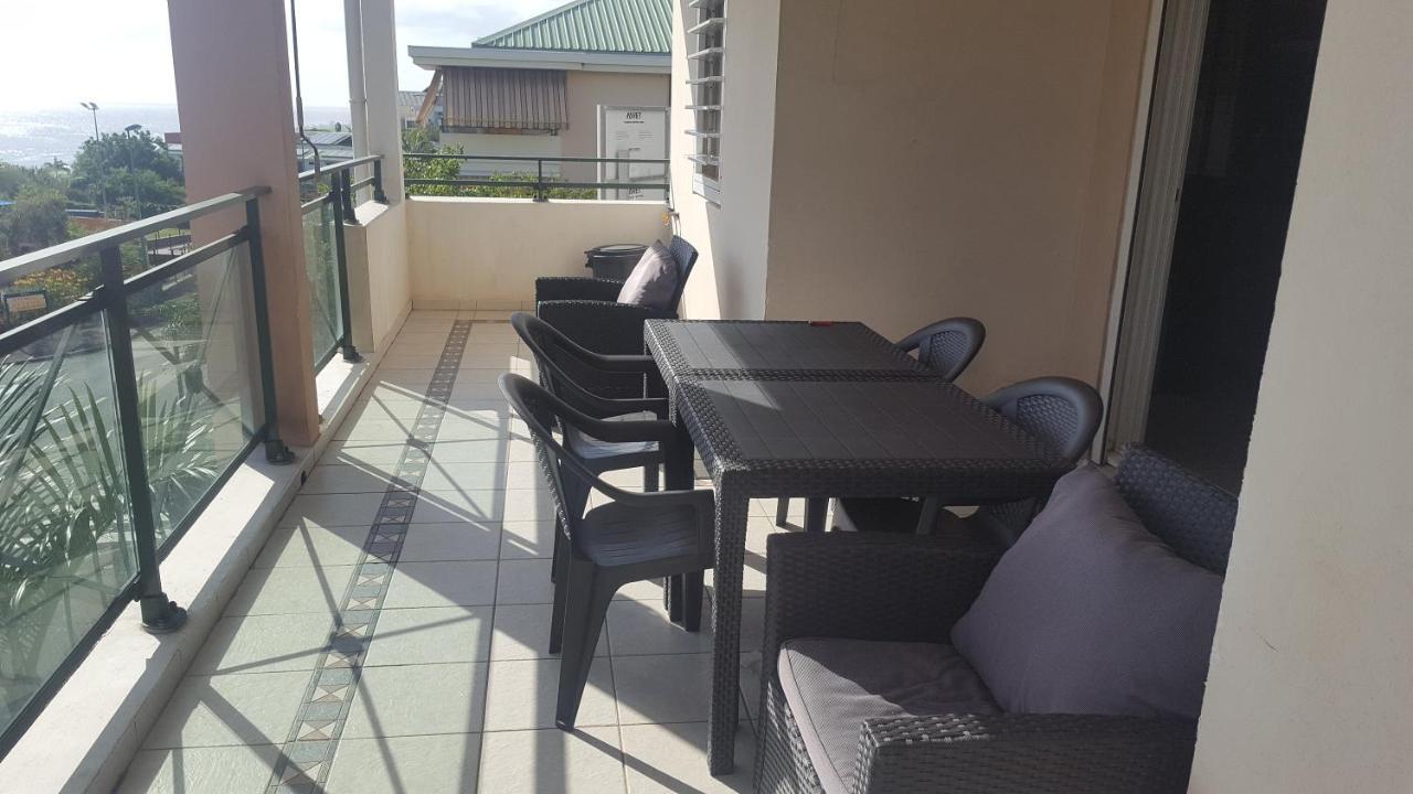 Eden Appartement, T2 49M2, 4 Pers Vue Mer, Piscine Saint-Gilles Les Bains Exterior photo