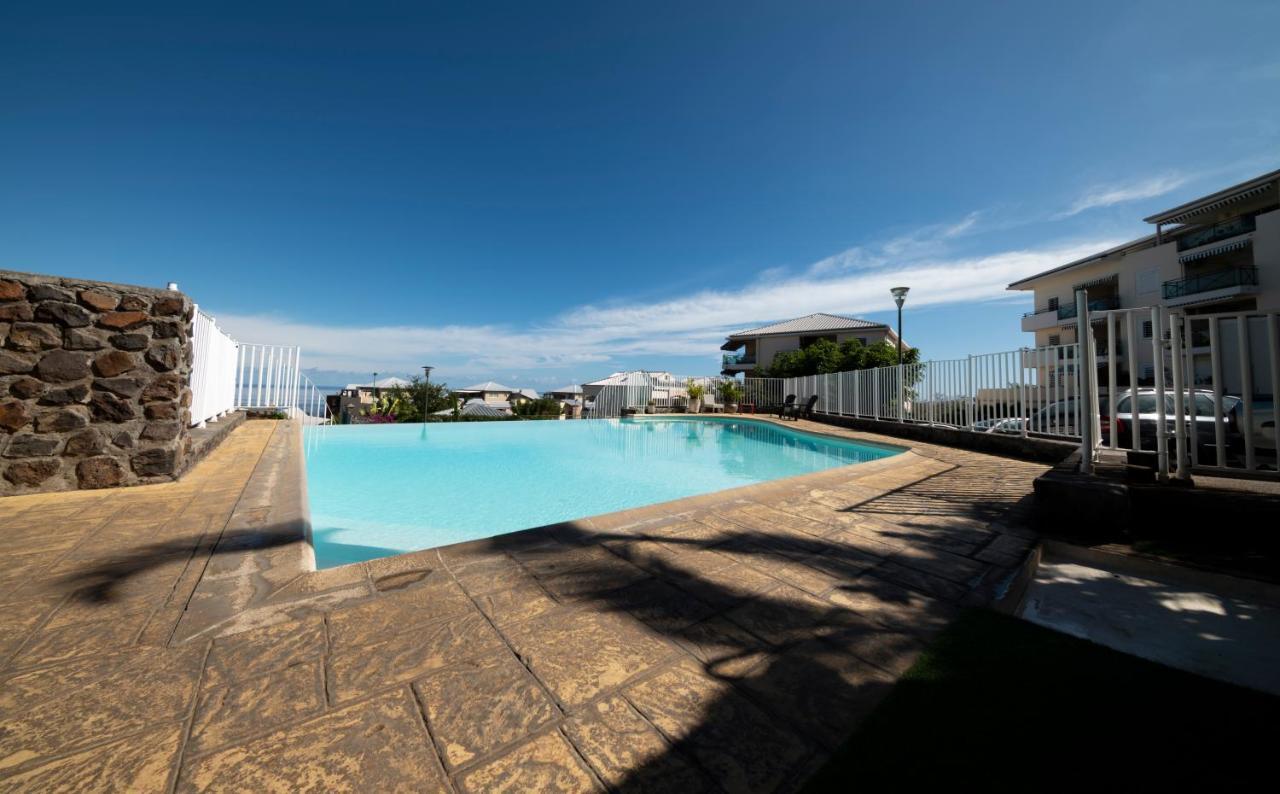 Eden Appartement, T2 49M2, 4 Pers Vue Mer, Piscine Saint-Gilles Les Bains Exterior photo